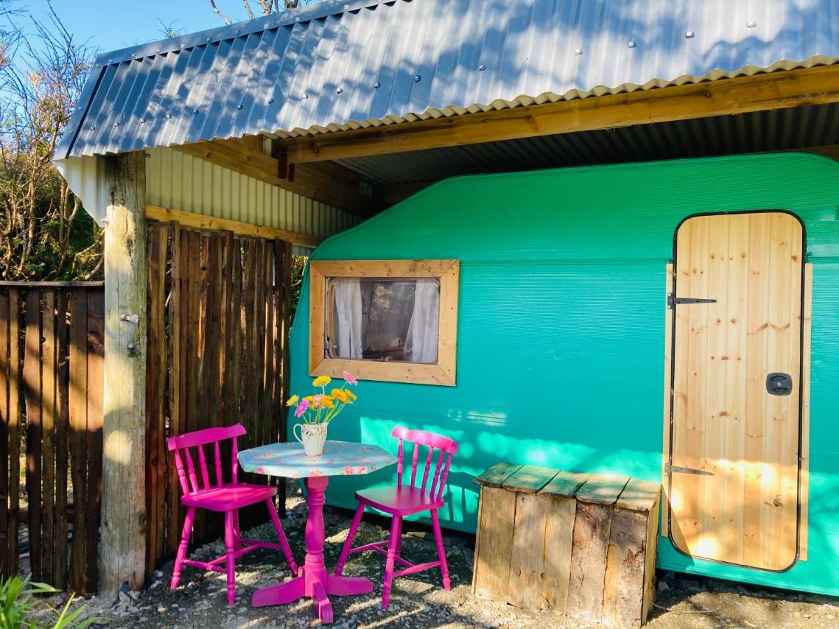 Отель Retro Caravans At Valentia Island Escape Chapeltown Экстерьер фото